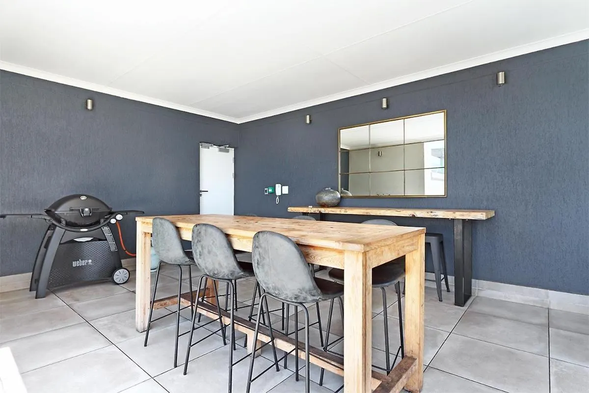 Daire Observatory Rooftop Pool With Gym Cape Town